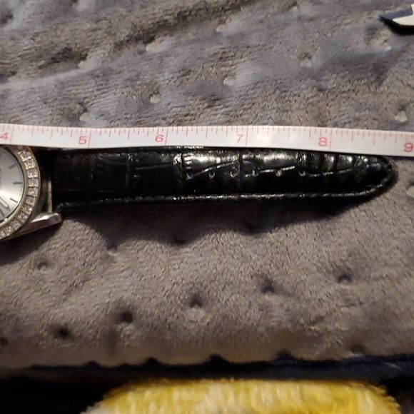 Manhattan by Croton Women's Silver Crystallized Bezel Watch CM404246 Black‎ Band - Picture 8 of 12